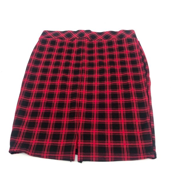 Torrid 00 10 M L black red plaid checkered skirt - Picture 5 of 6